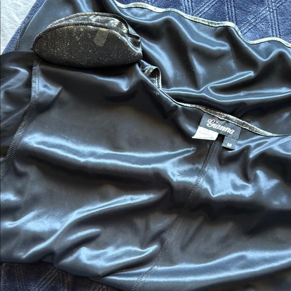 Vintage Gianna Women’s Black Silver metallic look Oversized Short Sleeve Top M - Picture 16 of 17